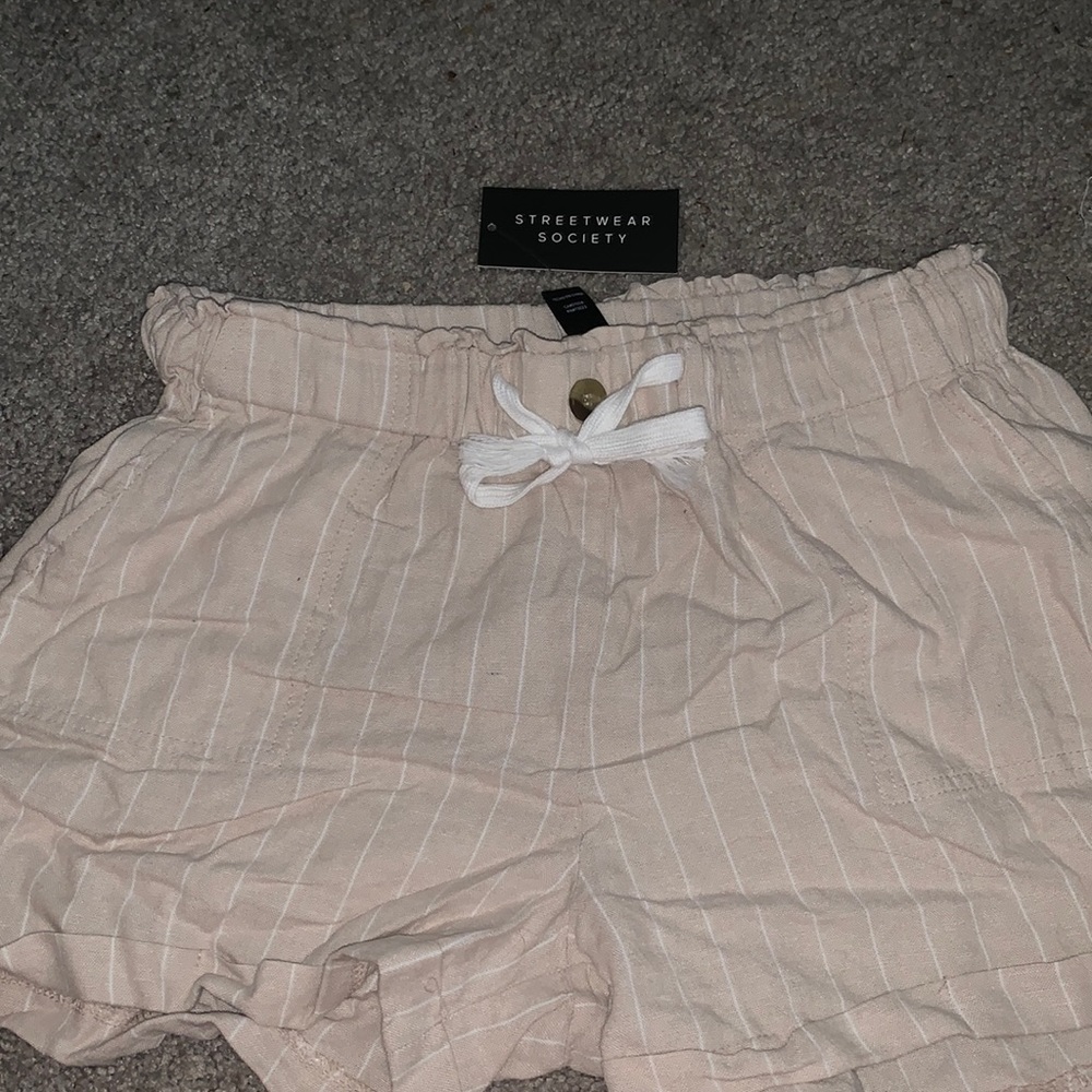 Casual Shorts Dusty Pink White Striped Size Large